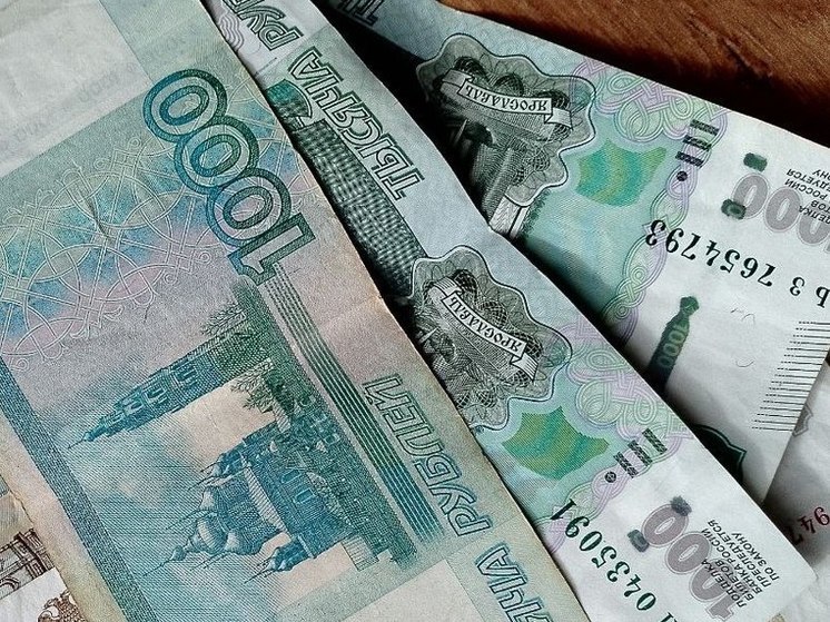 В Тосно инспектора отдела по вопросам миграции подозревают в получении взятки