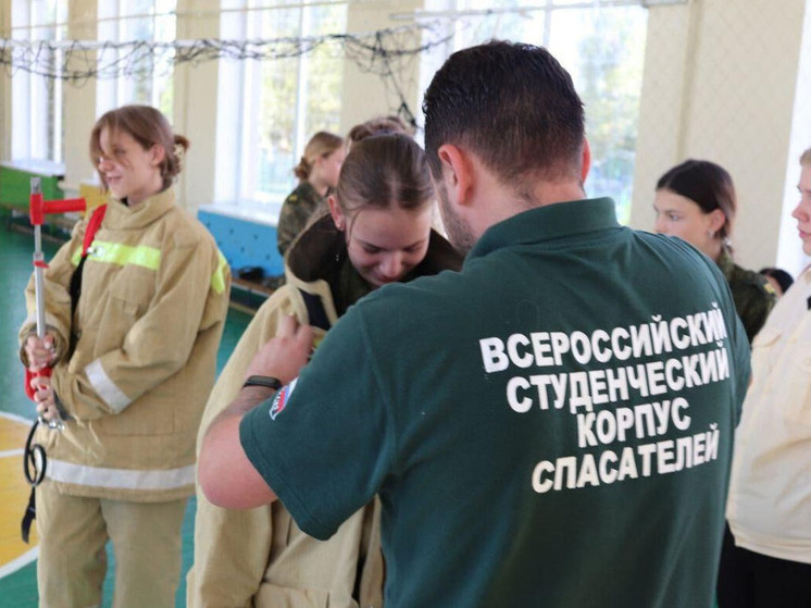 Спасатели Херсонщины провели мастер-класс для школьников из Скадовска