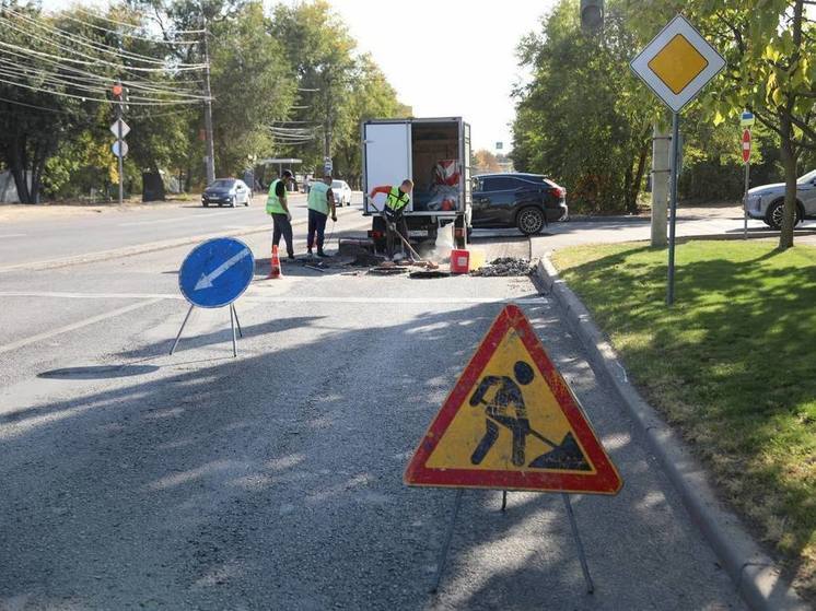 В Воронеже приступили к локальному ремонту дорог