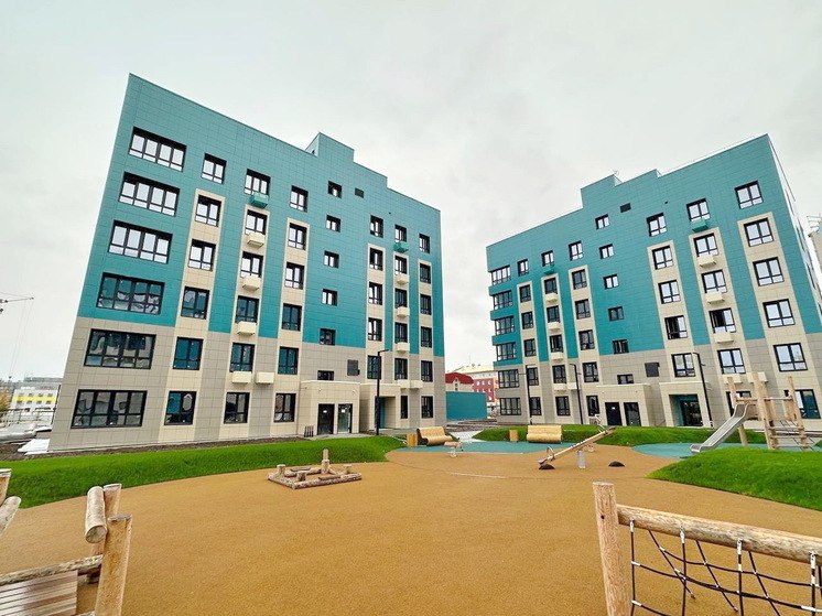 2 новых жилых дома построили в Новом Уренгое в микрорайоне Созидателей