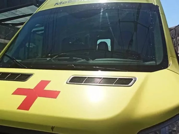 В Ростове на Каскадной 12-летний мальчик попал под колеса автомобиля