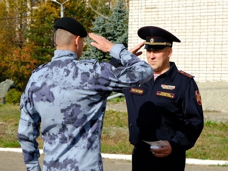 В Йошкар-Оле поздравили сотрудников ОМОН «Таир» Росгвардии с профессиональным праздником