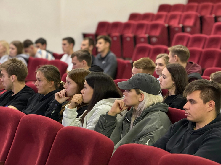 Состоялась встреча руководства СГУС со студентами третьего курса