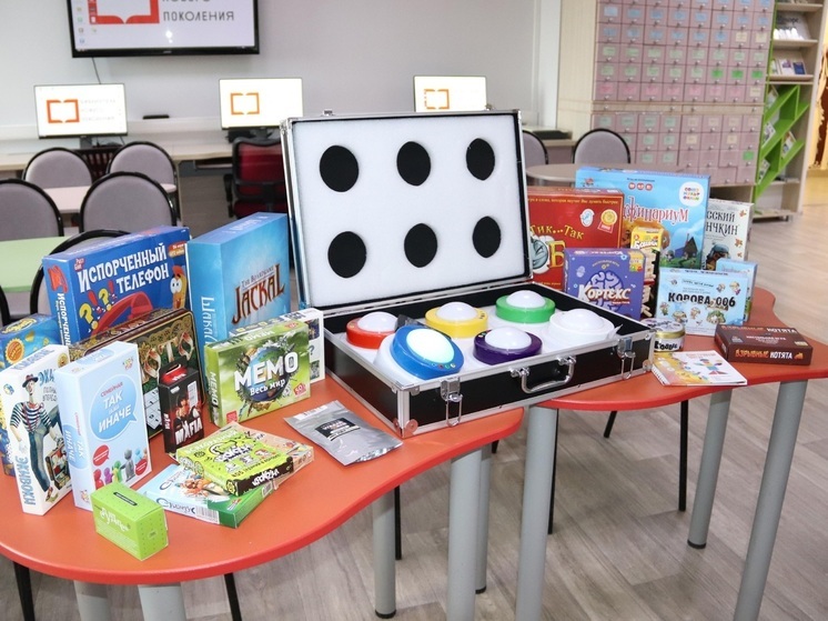 В библиотеку НАО доставили беспроводную брейн-систему