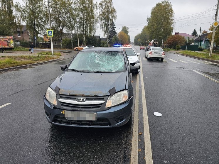 В Твери велосипедистка пострадала под колесами авто