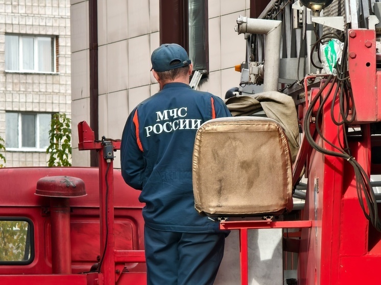 В Томске горит магазин известной торговой сети