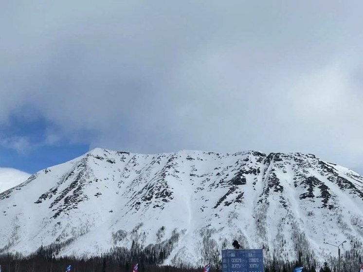 Юные северяне открыли лыжный сезон в Кировске