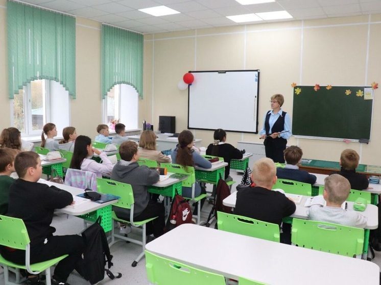 В Торопецком округе полностью обеспечено очное посещение детьми детских садов и школ