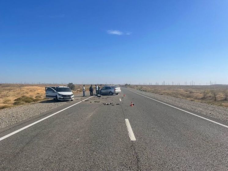 Серьезная авария произошла на трассе в Астраханской области: видео последствий