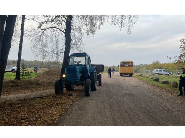 В Темкинском районе трактор наехал на мальчишку