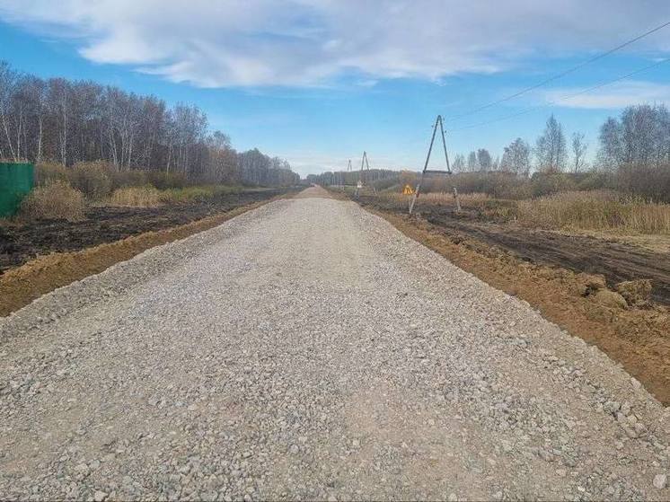 В Исетском районе ремонтируют автомобильную дорогу Марино-Ишимский-Новикова