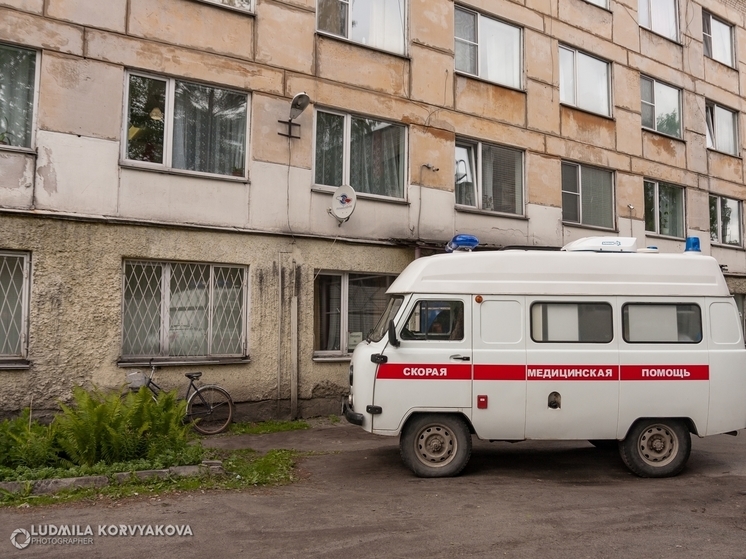 Как записаться к врачу по телефону, напомнили в Минздраве Карелии