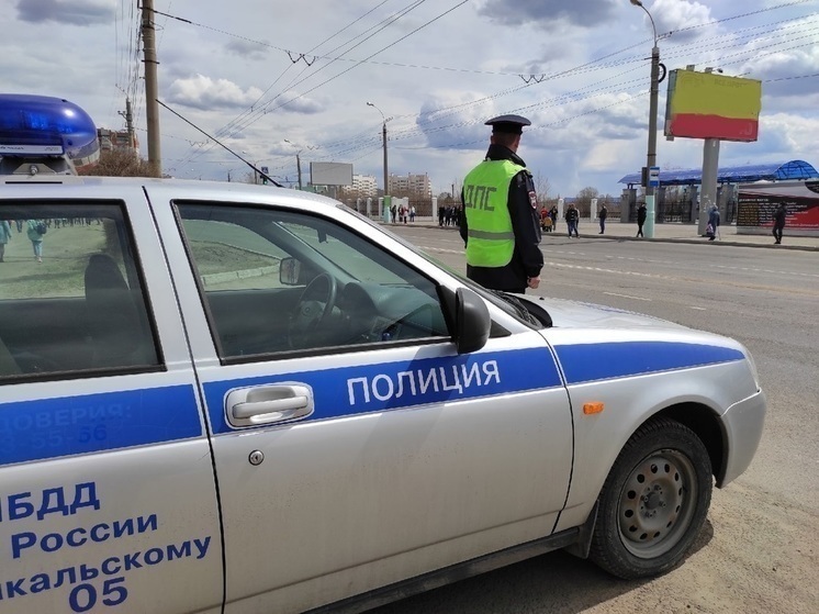 Пассажиры пострадали в опрокинувшейся Toyota с пьяным водителем в Чите