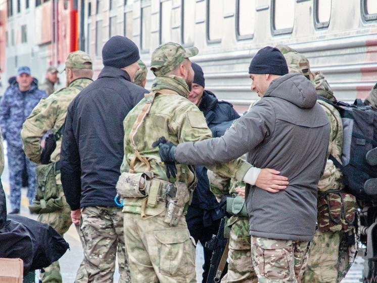 Бойцы ноябрьского ОМОНа вернулись на Ямал из зоны СВО