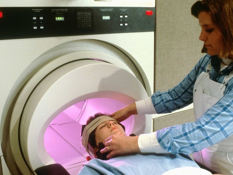 В ДНР начнут проводить обследования на КТ и МРТ в выходные дни