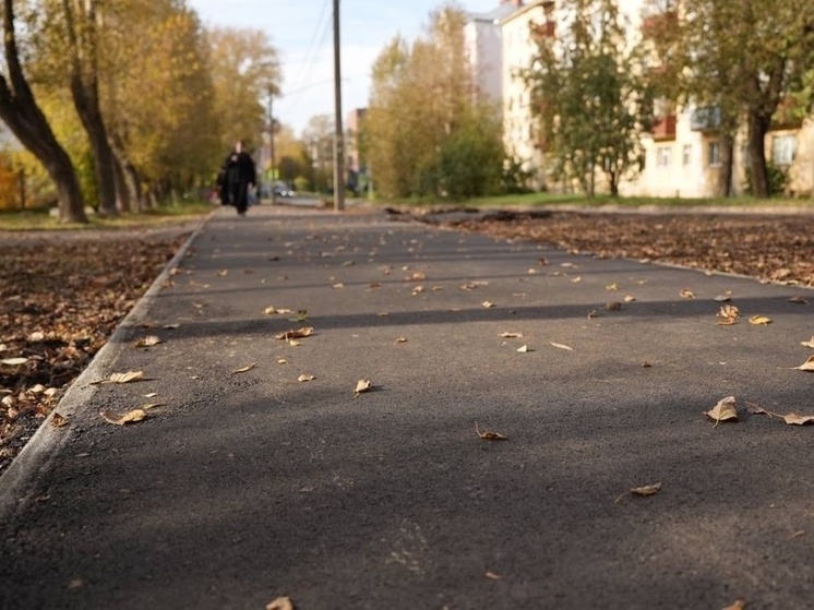 За октябрь в Вологде дополнительно отремонтируют 21 участок тротуаров, заездов и парковок