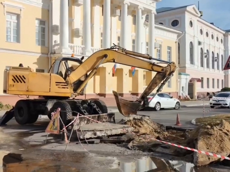 На Кронштадтской площади в Тамбове приступили к ремонту автодороги