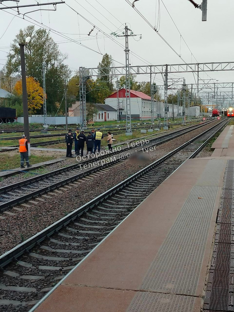 В Твери женщину насмерть сбил поезд Петрозаводск – Москва