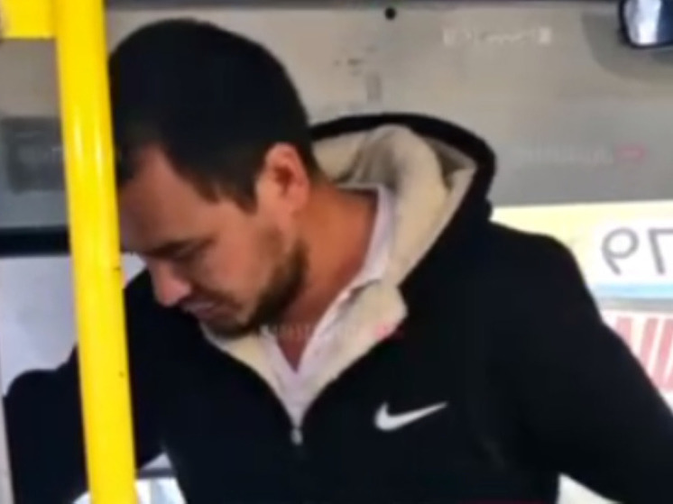 Водители маршруток подрались прямо в салоне с пассажирами в Мытищах