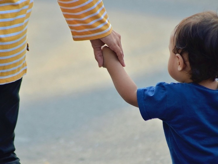 Китаянки рассказали, что чиновники ходят по домам с вопросами о детях