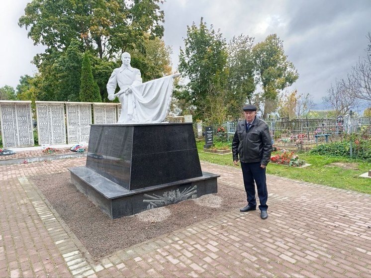 Ремонт памятника Советскому солдаты проходит в Бежаицах