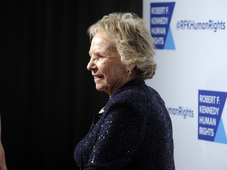 NBC: Этель Кеннеди была госпитализирована после инсульта