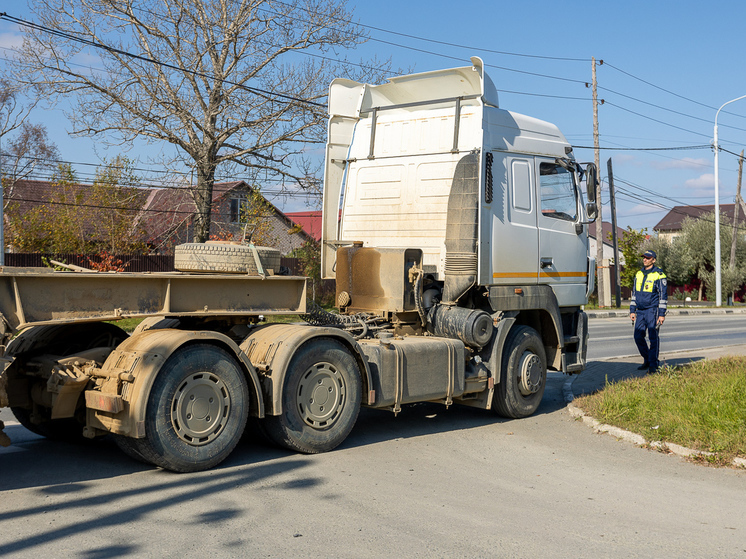 В Южно-Сахалинске ужесточили контроль за большегрузами