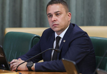 Проблема детей-квадроберов слишком раскручена в последнее время некоторыми политиками, которые таким образом «оживили интерес» к этому движению, привлекли к нему излишнее внимание общества