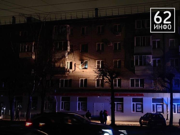 На улице Дзержинского в Рязани загорелась квартира в пятиэтажке