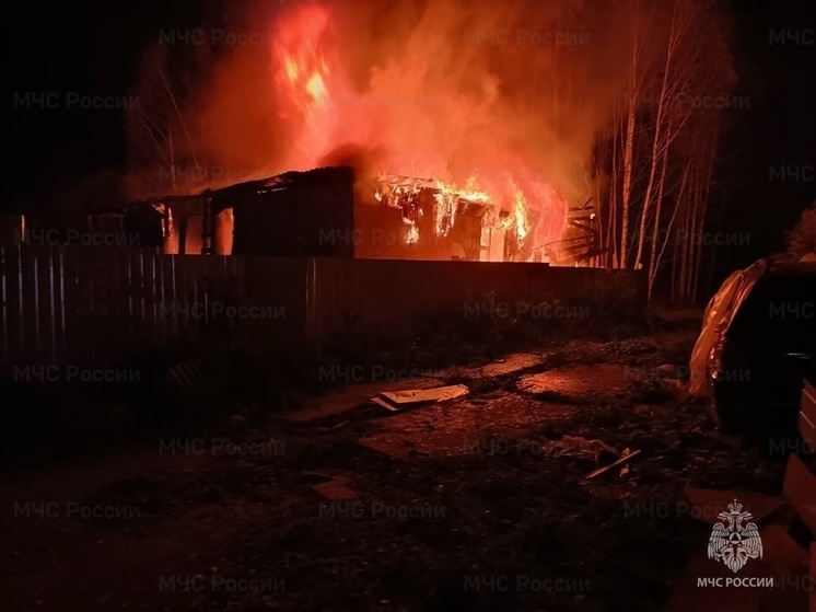 В Тарусском районе сгорел дачный дом