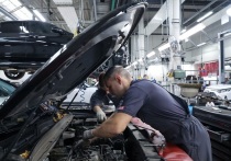 Газета «Известия» со ссылкой на данные страховых компаний, изучающих динамику цен на комплектующие для расчета полисов каско, сообщает, что с начала 2024 года стоимость запчастей на некоторые автомобили выросла на 78%, а в среднем рост оказался почти двукратным. 