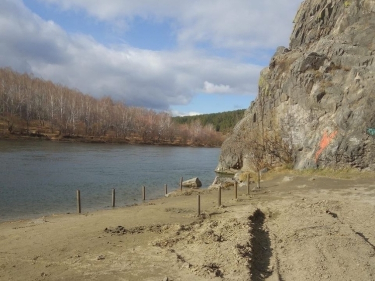 Четыре пирса для водного маршрута начали строить на Сухотино в Чите