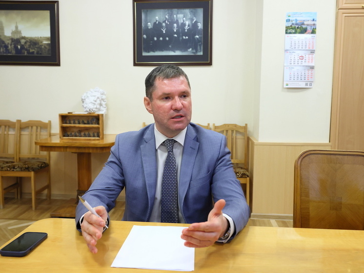 Новый председатель гордумы Челябинска поделился своими планами. По его словам, городской парламент будет делать большой упор на улучшение жизни челябинцев.