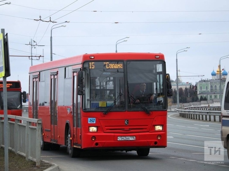 Объявят благодарность водителю автобуса в Казани за предотвращение наезда на ребенка