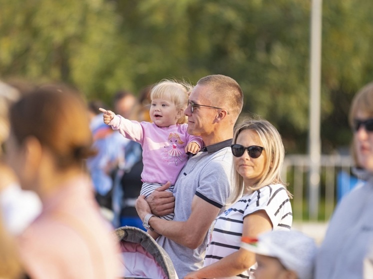 В НАО подробно расписали преимущества статуса многодетной семьи