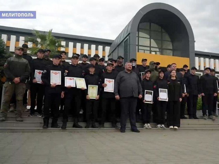 В Запорожской области приняли присягу добровольцы молодежной дружины