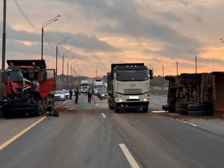 Водитель погиб в результате столкновения двух грузовиков в Истре