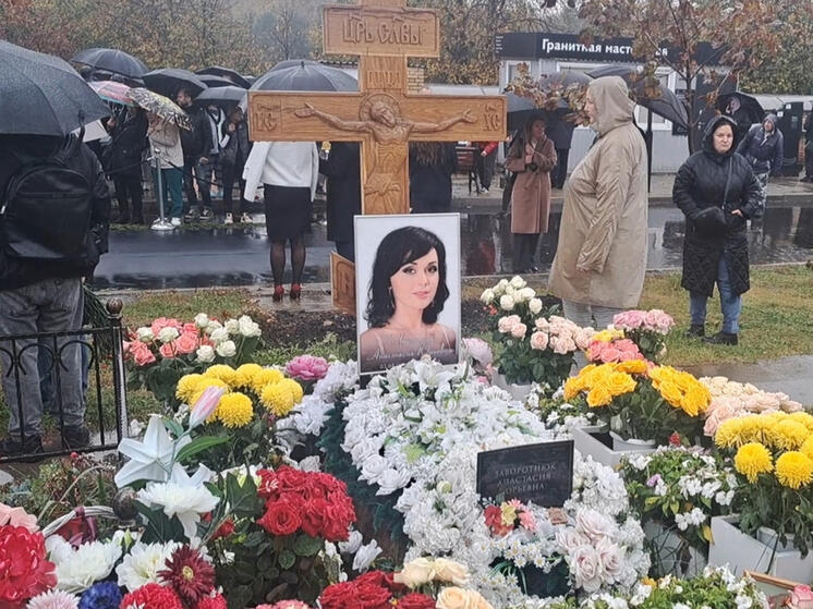 На Троекуровском кладбище часто видят мужа покойной актрисы