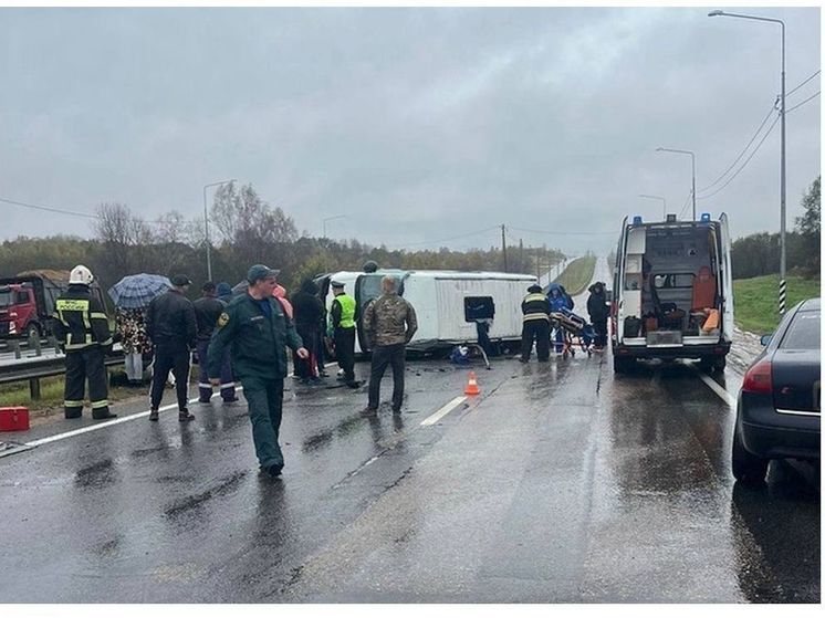 На трассе Р-120 под Починком перевернулся Фиат Дукато