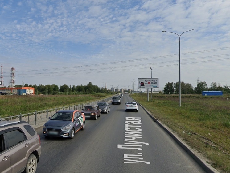 В Екатеринбурге парализовало движение из-за массового ДТП