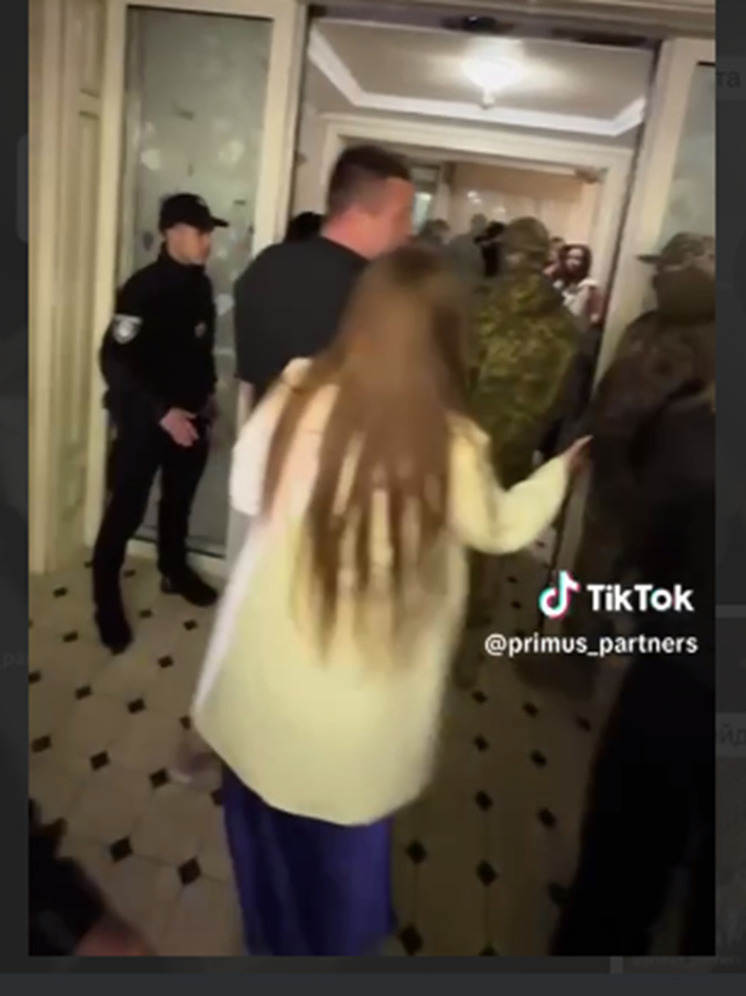 «Страна.ua»: жители Львова дали отпор сотрудникам военкоматов во время рейда