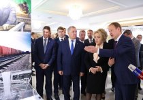 В Совете Федерации 23—25 сентября прошли Дни Алтайского края. Их цель — представить наш региона в верхней палате Федерального Собрания. В составе делегации в столицу поехали первые лица региона. Как сообщает пресс-служба АКЗС, результатом работы стало принятие постановления «О государственной поддержке социально-экономического развития Алтайского края».