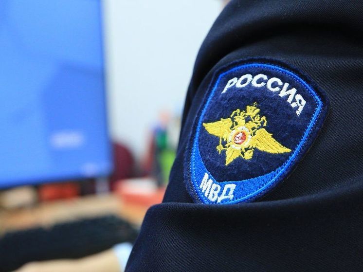  В Якутске мать подала заявление в полицию о вымогательстве в отношении сына