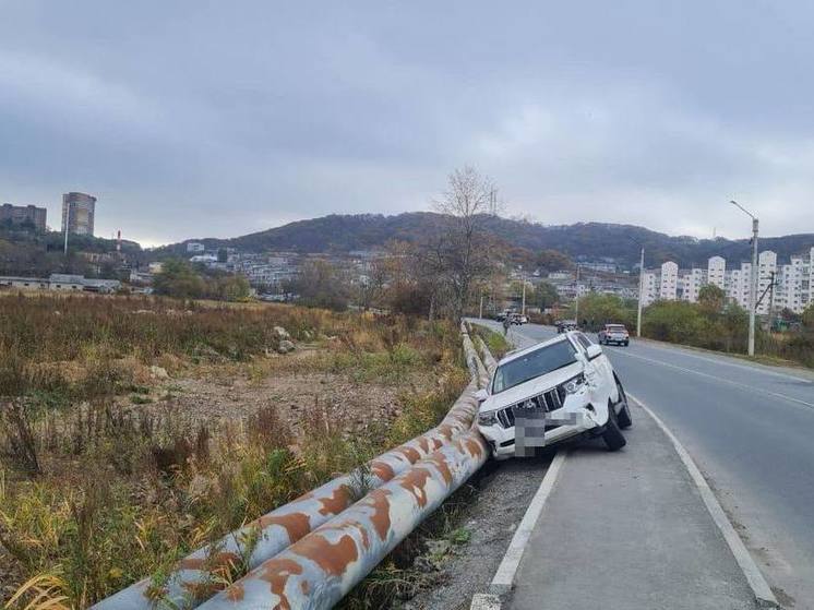 Выехал на встречку, пытался скрыться водитель внедорожника в Приморье