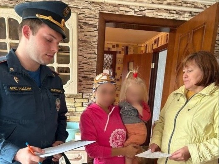Сотрудники МЧС провели инструктажи с жителями Орловской области