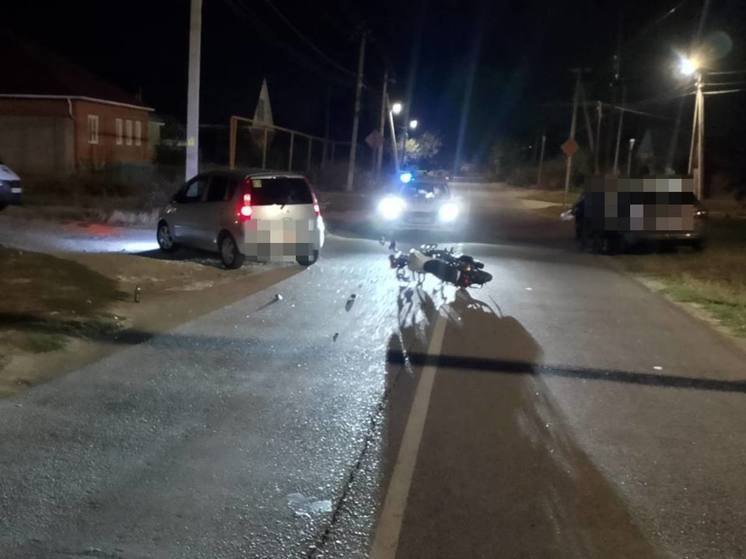 В Ипатово легковушка столкнулась с мопедом под управлением 15-летнего подростка