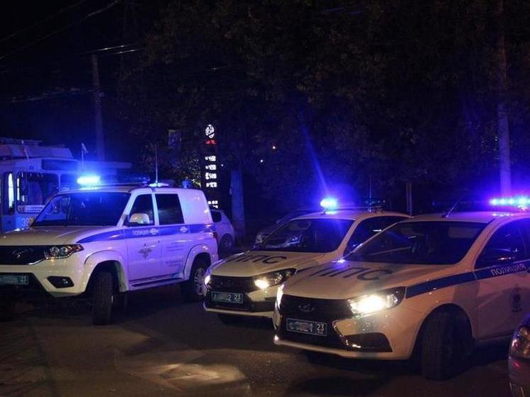 В Брюховецком районе иномарка сбила пешехода, сидевшего на дороге