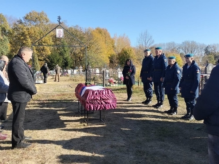 В Пителинском районе простились с погибшим участником СВО Лаврененко