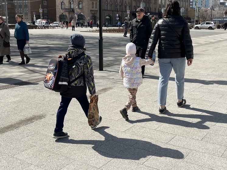 Три пары двойняшек украсили демографическую статистику Саратовской области