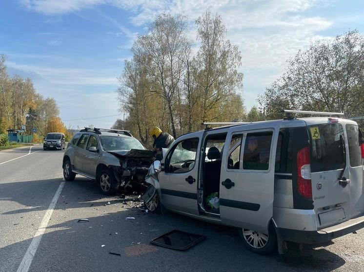 Двое водителей пострадали в ДТП в округе Чехов